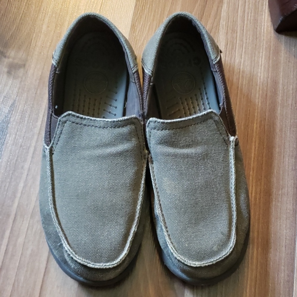 Croc Shoes
